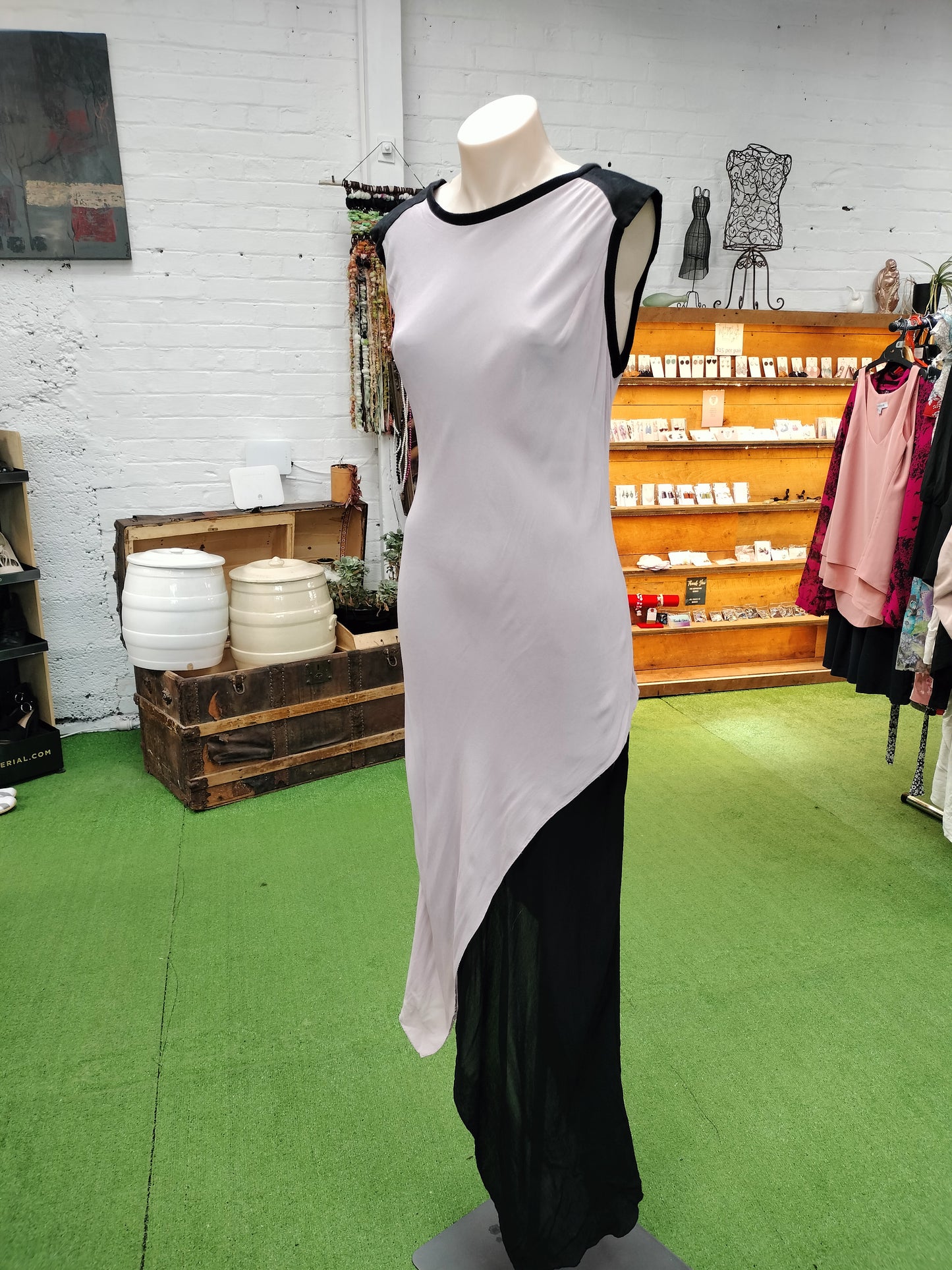 Jane Sutherland Designer Dress Size 8