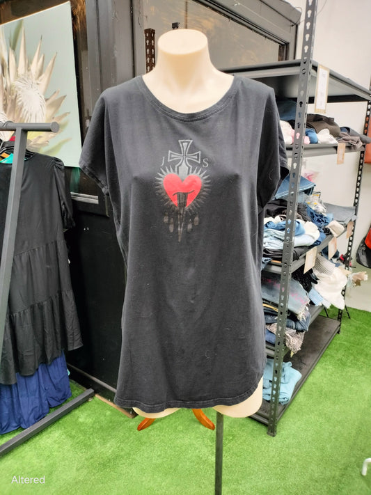 Jane Sutherland Heart T-Shirt Size 12